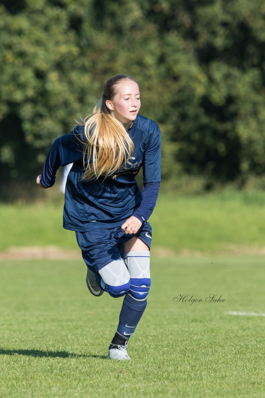 Bild 415 - B-Juniorinnen Krummesser SV - SV Henstedt Ulzburg : Ergebnis: 0:3